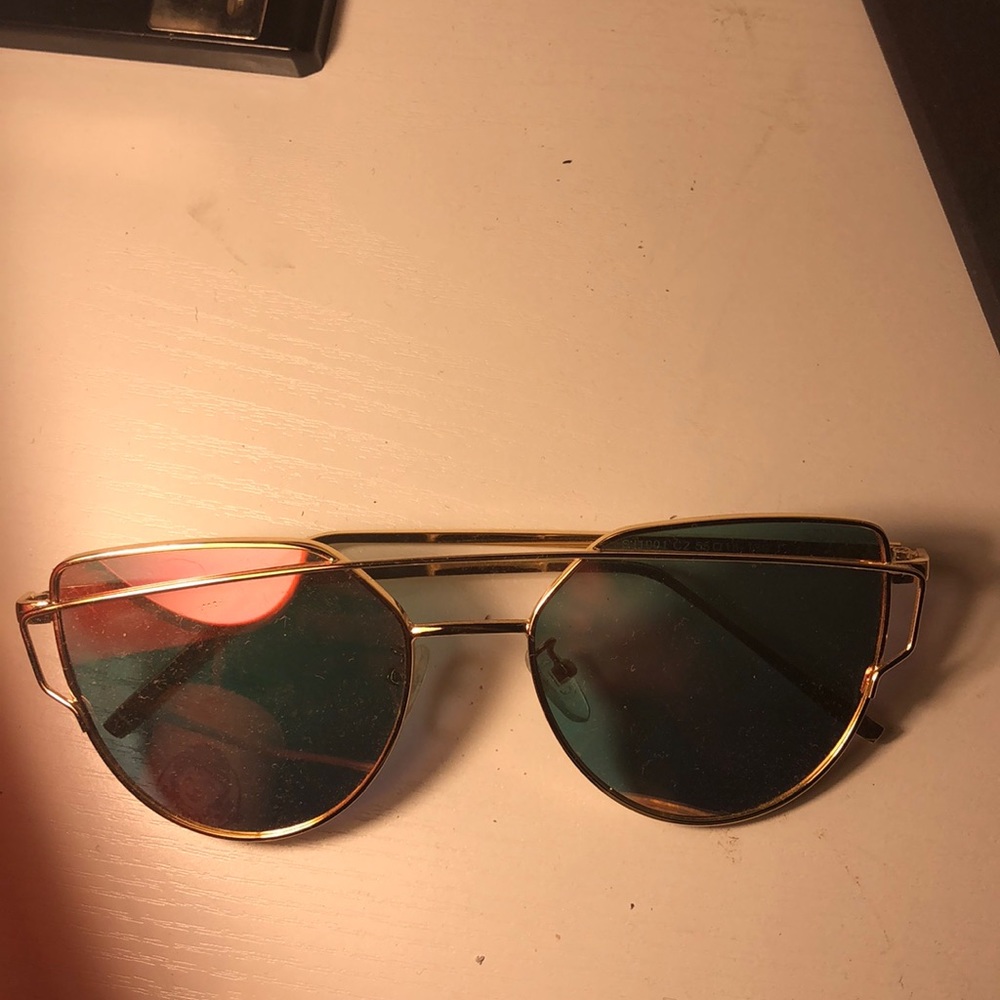 reflection pink/blue sunglasses